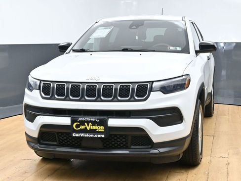 Used 2023 Jeep Compass Sport AWD/4WD image 5