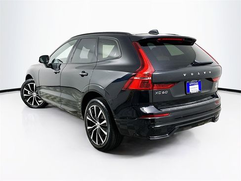 Used 2023 Volvo XC60 B5 Ultimate w/ Climate Package image 6