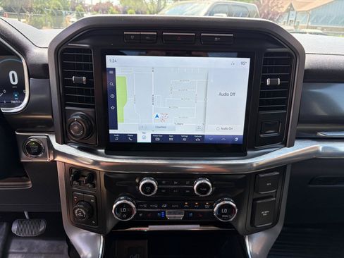 Used 2021 Ford F150 Lariat w/ Equipment Group 502A High AWD/4WD image 19