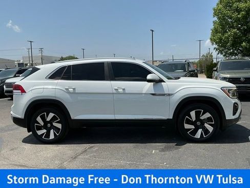 New 2026 Volkswagen Atlas Cross Sport SEL AWD/4WD image 2