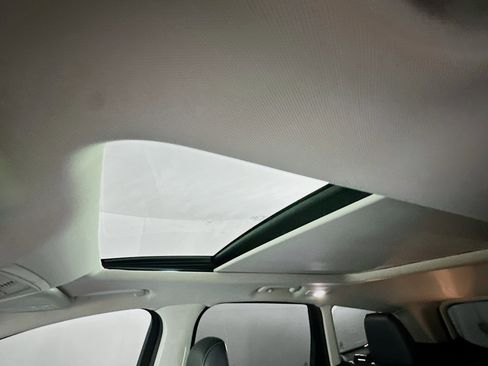 Used 2018 Ford Escape Titanium image 25