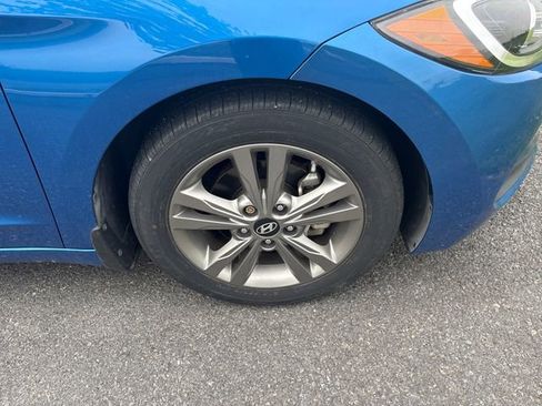 Used 2017 Hyundai Elantra SE FWD image 9