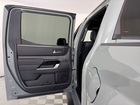 Used 2025 Toyota Tundra Limited image 12