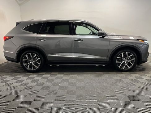 Certified 2024 Acura MDX SH-AWD w/ Technology Package image 4