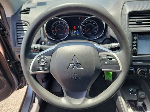 Used 2024 Mitsubishi Outlander Sport SE AWD/4WD image 19