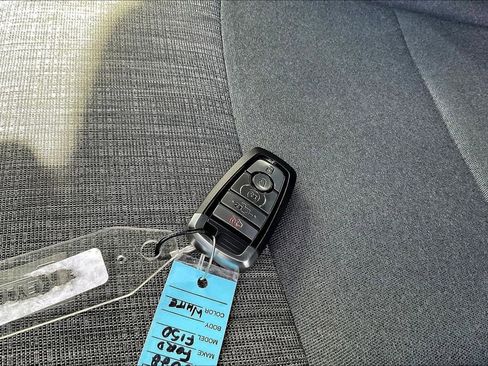 Certified 2022 Ford F150 XLT w/ Equipment Group 302A High image 36