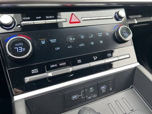 Used 2025 Hyundai Santa Fe SEL image 19