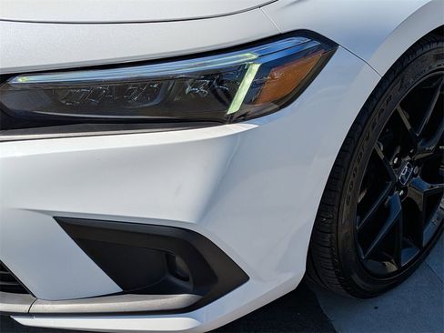 Used 2024 Honda Civic Sport image 26