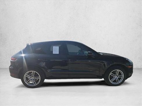 Used 2021 Porsche Macan AWD/4WD image 6
