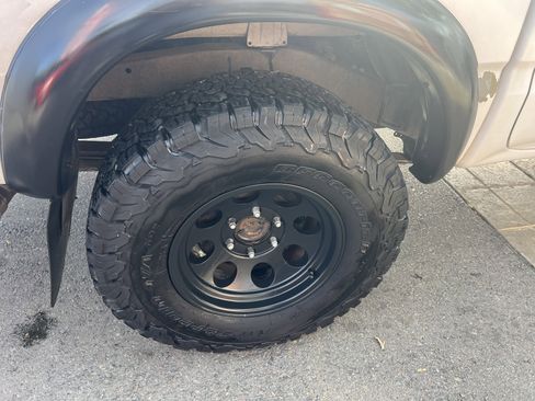 Used 2002 Toyota Tacoma PreRunner image 11