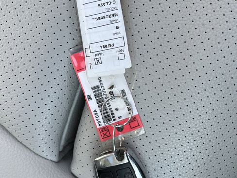 Certified 2018 Mercedes-Benz C 300 4MATIC Sedan image 38