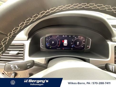Used 2023 Volkswagen Atlas Cross Sport SE w/ Black Wheel Package AWD/4WD image 8