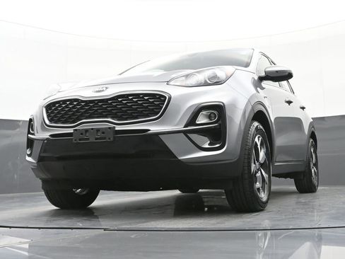 Used 2021 Kia Sportage LX w/ LX AWD Popular Package image 50