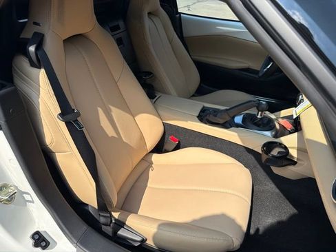 New 2026 MAZDA MX-5 Miata Grand Touring w/ Weather Package RWD image 37