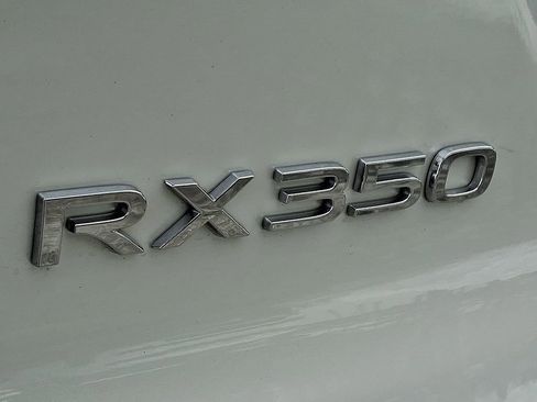 Used 2024 Lexus RX 350 Premium image 32