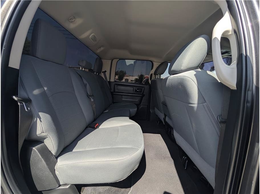 Used 2018 RAM 2500 Tradesman w/ Chrome Appearance Group AWD/4WD image 14