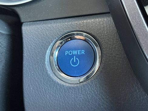 Certified 2022 Toyota Camry LE FWD image 24