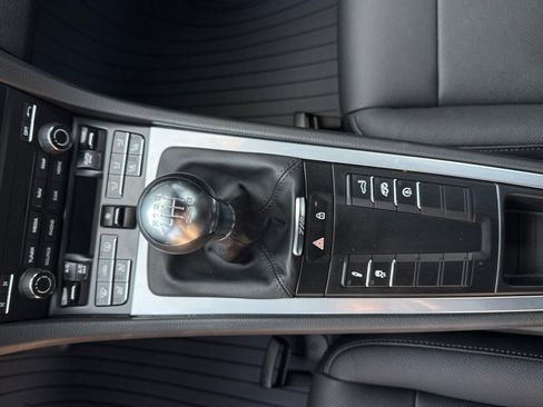Used 2025 Porsche 718 Cayman RWD image 24
