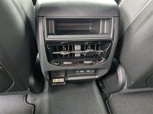 New 2026 Jeep Grand Cherokee Laredo image 26