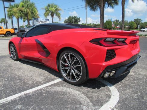 Used 2023 Chevrolet Corvette Stingray Premium Conv w/ Z51 Performance Package RWD image 9