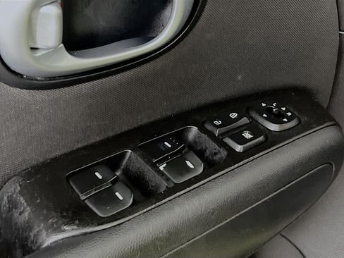 Used 2015 Kia Soul image 16