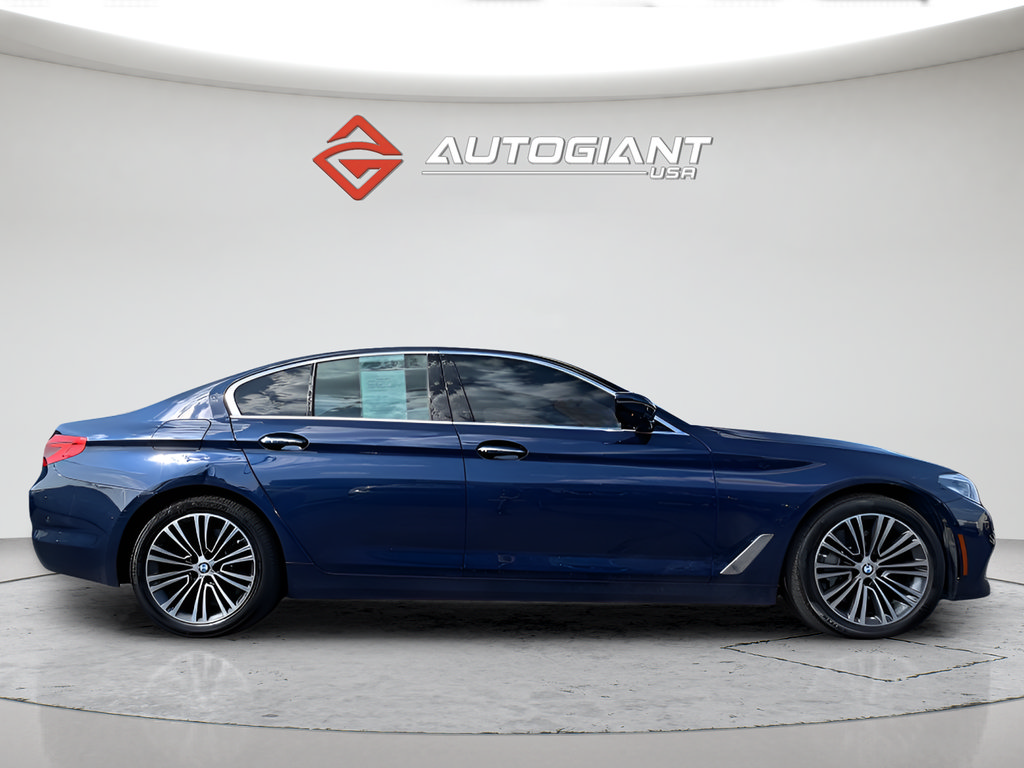 Used 2017 BMW 540i RWD image 9