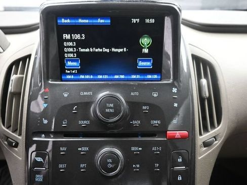Used 2014 Chevrolet Volt Premium w/ Premium Trim Package FWD image 11