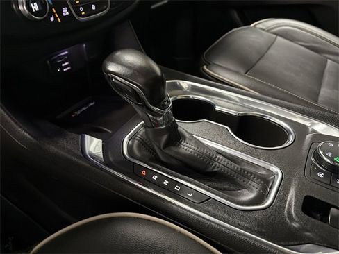 Certified 2022 Chevrolet Traverse Premier image 33