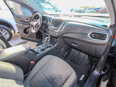 Used 2022 Chevrolet Equinox LT image 17