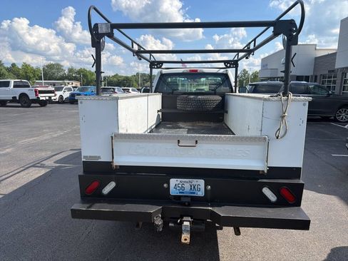 Used 2017 Ford F350 XL w/ Power Equipment Group AWD/4WD image 3