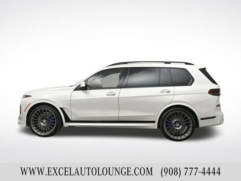 Used 2024 BMW ALPINA XB7 image 3