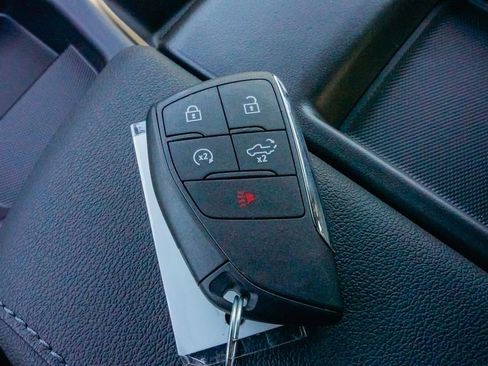 New 2026 GMC Sierra 1500 SLE image 23