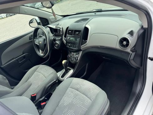 Used 2016 Chevrolet Sonic LS FWD image 3