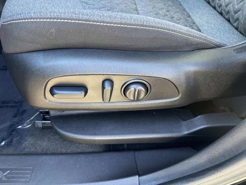 Used 2024 Chevrolet Equinox LT image 23