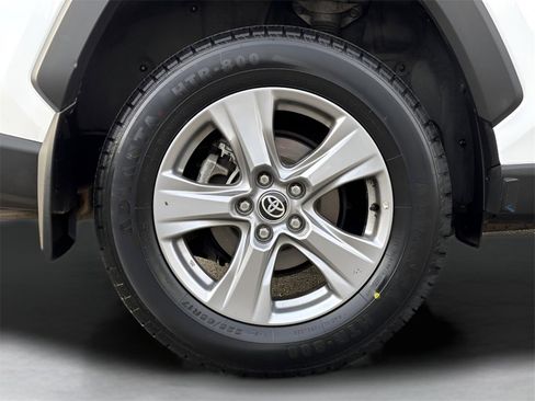 Used 2023 Toyota RAV4 XLE w/ XLE Grade Weather Package image 9