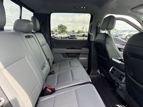 Used 2022 Ford F150 Lariat w/ Equipment Group 502A High AWD/4WD image 34