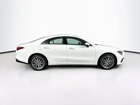 Used 2025 Mercedes-Benz CLA 250 4MATIC image 10