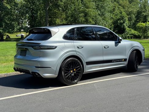 Used 2021 Porsche Cayenne GTS w/ Premium Package Plus AWD/4WD image 6