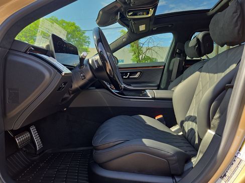 New 2026 Mercedes-Benz S 580 4MATIC Sedan image 16