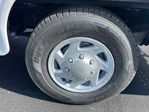 New 2026 Ford E-350 and Econoline 350 Super Duty w/ Power Equipment Group image 16