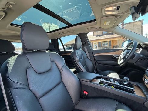 Used 2023 Volvo XC90 B6 Plus w/ Protection Package Premier image 25