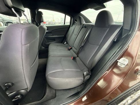 Used 2013 Chrysler 200 LX image 21