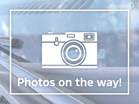 Used 2025 Ford Expedition Active RWD image 2