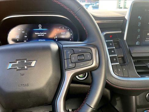 Used 2024 Chevrolet Suburban RST w/ Luxury Package image 25