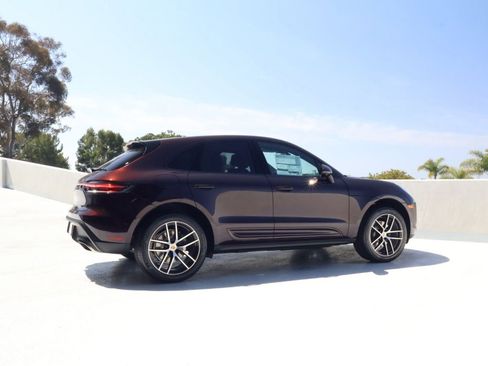 New 2026 Porsche Macan AWD/4WD image 8