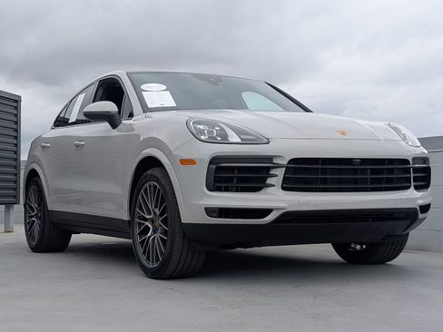 Certified 2023 Porsche Cayenne Coupe AWD/4WD image 25
