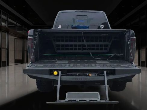 Used 2019 Ford F250 Lariat w/ Lariat Ultimate Package AWD/4WD image 12