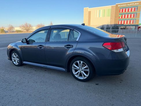 Used 2014 Subaru Legacy 2.5i Limited w/ Moonroof Package image 8