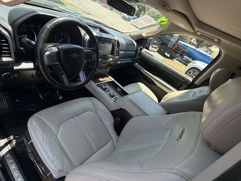 Used 2019 Ford Expedition Max Platinum AWD/4WD image 12