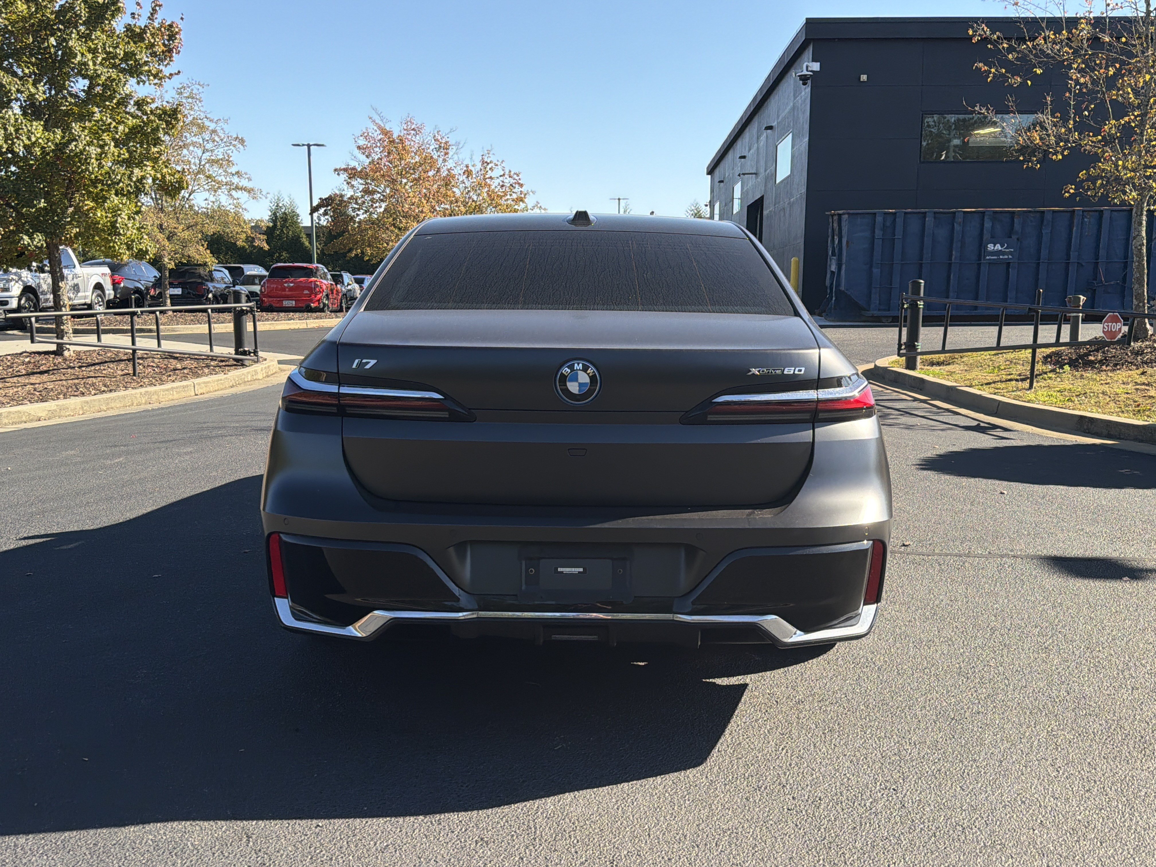 Used 2023 BMW i7 xDrive60 AWD/4WD image 15